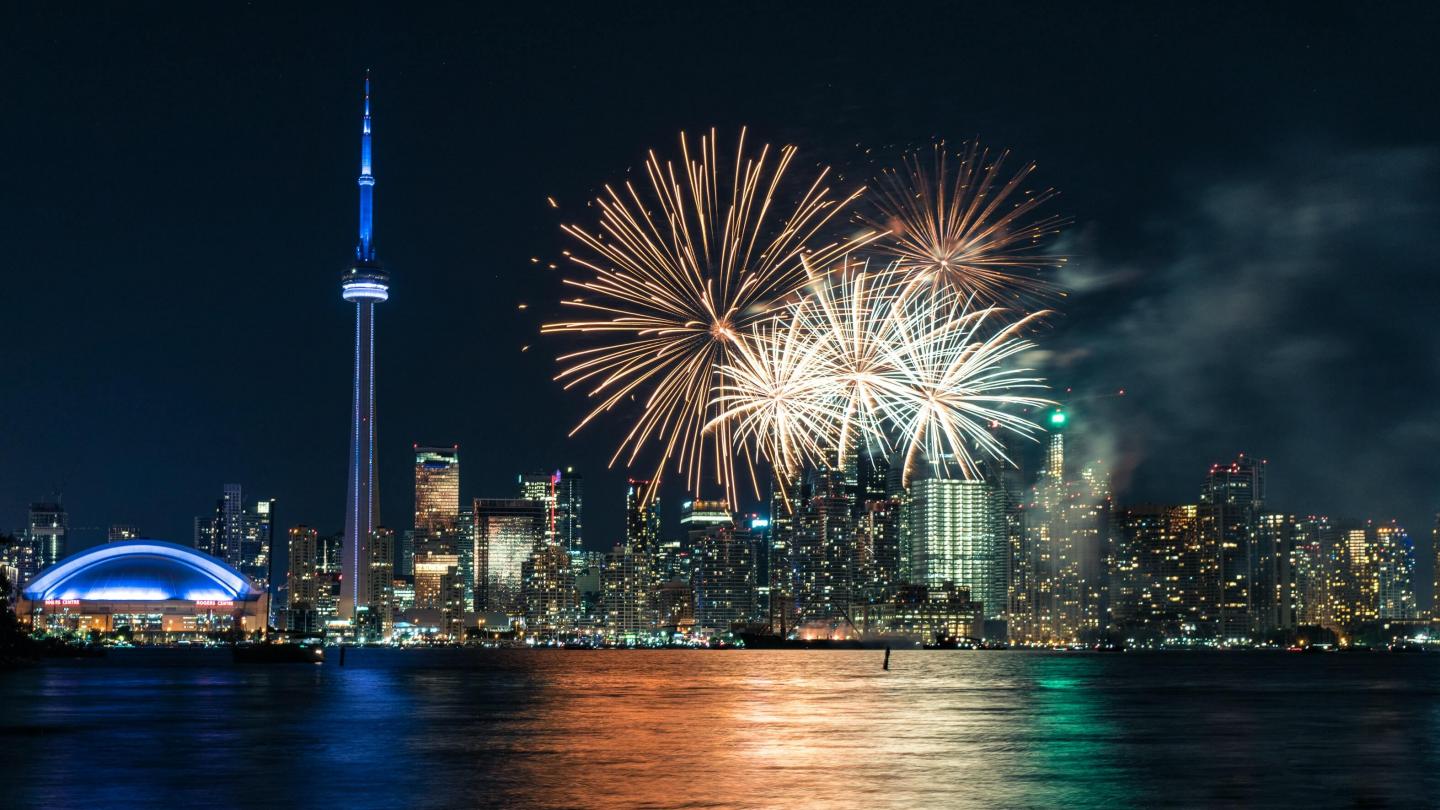 Explore Toronto 